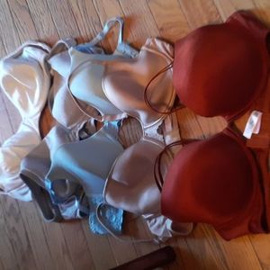 SOLD!!!!  Bras bundle of 6